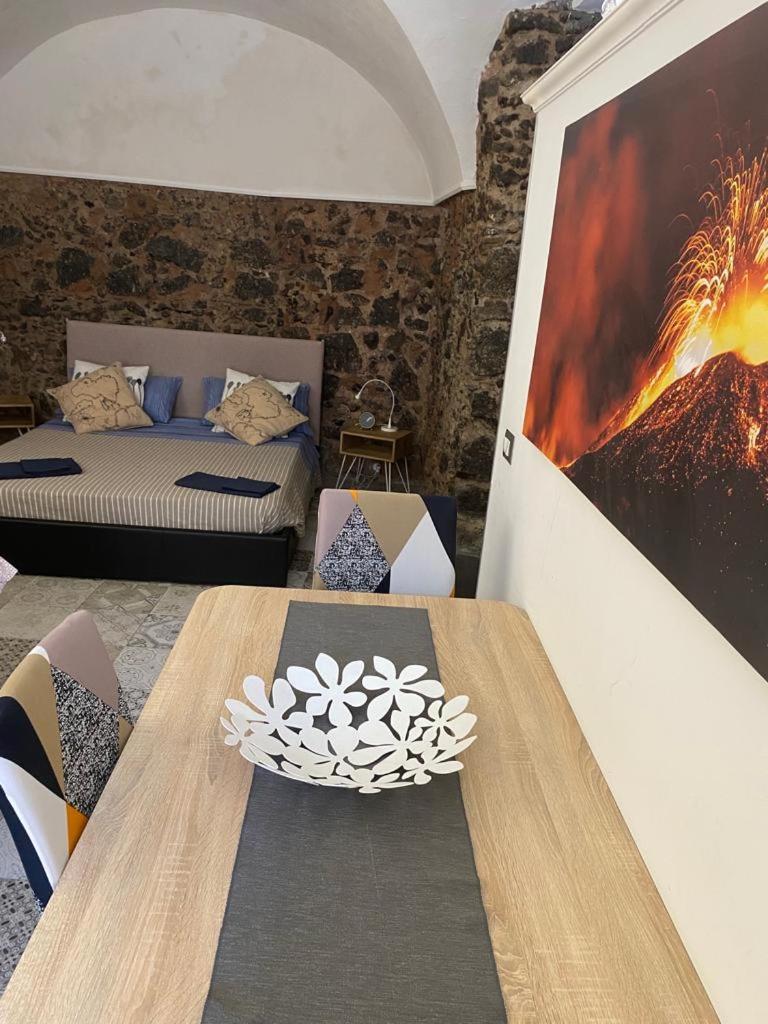 La Piccola Grotta Ursino Villa คาตาเนีย ภายนอก รูปภาพ
